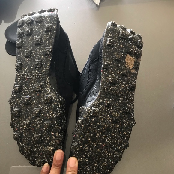 Waffle shoes size 9 1/2 - Picture 3 of 3